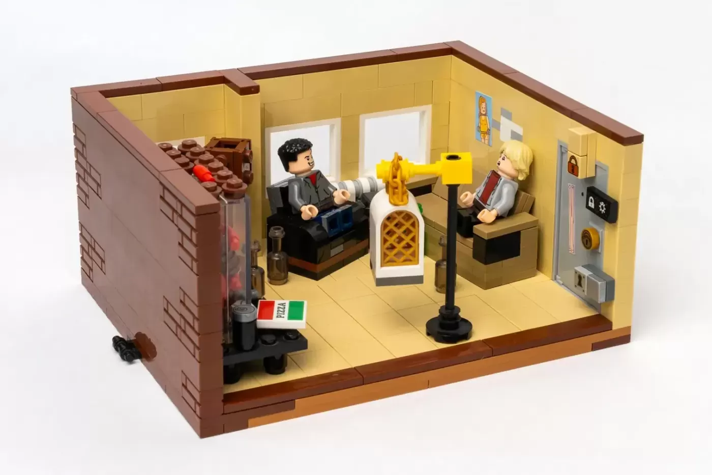 LEGO® Dumb and Dumber Ideas Project Builds Comedy Gold with 3,500 Pieces (3500) — legor dumb and dumber ideas project buil…